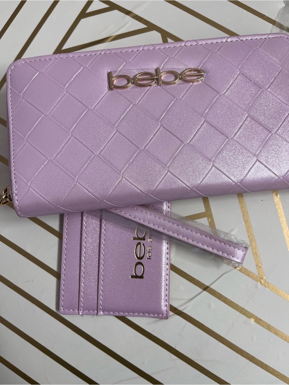 bebe Lilac Quilted Wristlet with Matching Card Holder and Gold Hardware